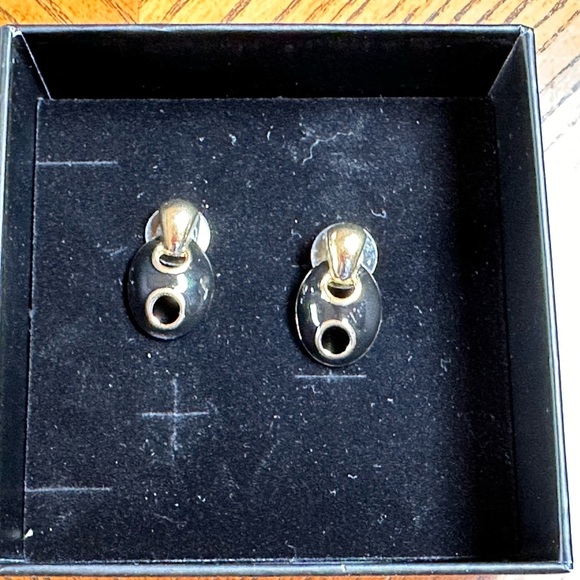 Authentic Givenchy Rare Vintage Black & Gold
Enamel / Metal Abstract Earrings - Picture 5 of 5